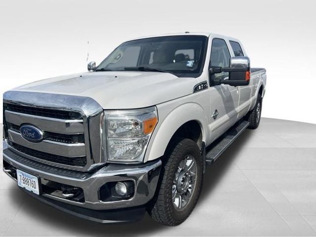 2015 Ford F-250SD Lariat in White Platinum Clearcoat Metallic — front three-quarter view