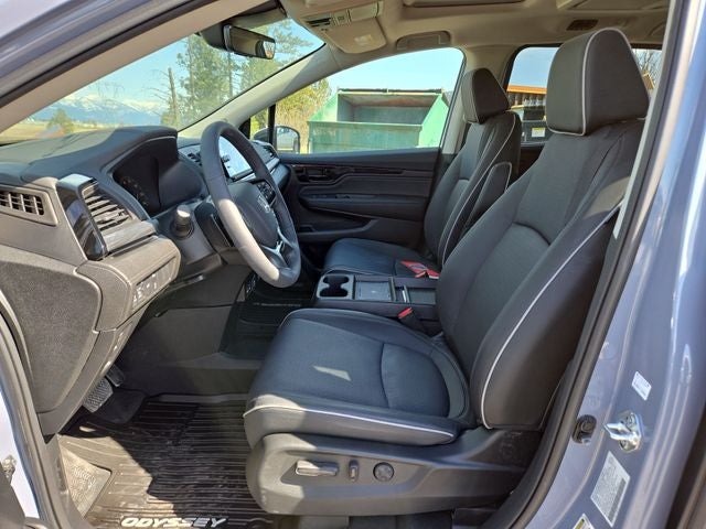 2026 Honda Odyssey — rear three-quarter view